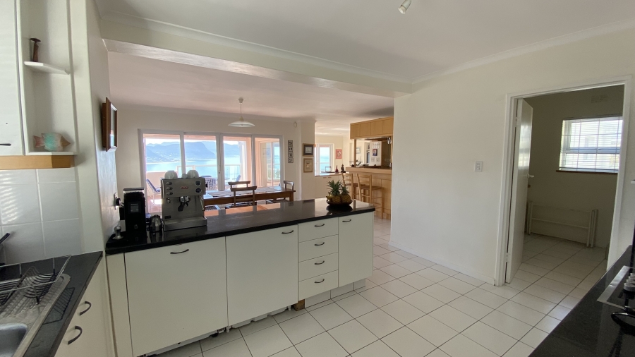5 Bedroom Property for Sale in Simons Kloof Western Cape